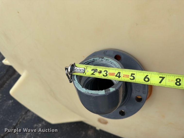 image for item FK3338 Poly tank