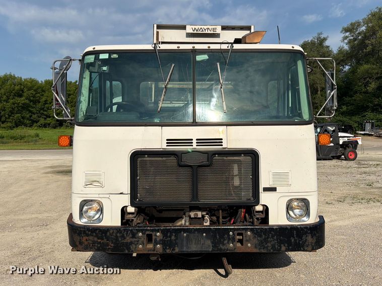 image for item FK3348 2009 Autocar Xpeditor refuse truck