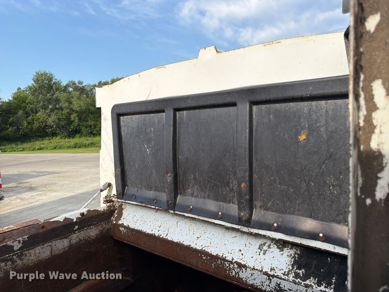 image for item FK3348 2009 Autocar Xpeditor refuse truck