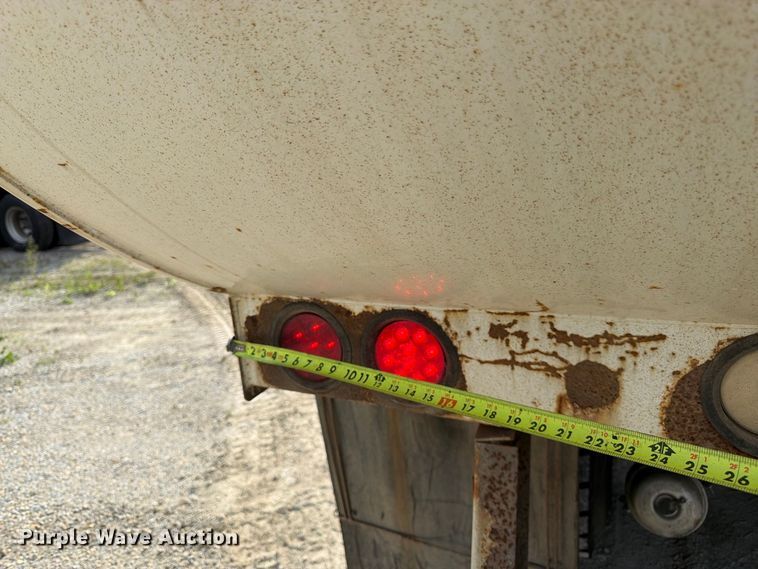 image for item FK3348 2009 Autocar Xpeditor refuse truck