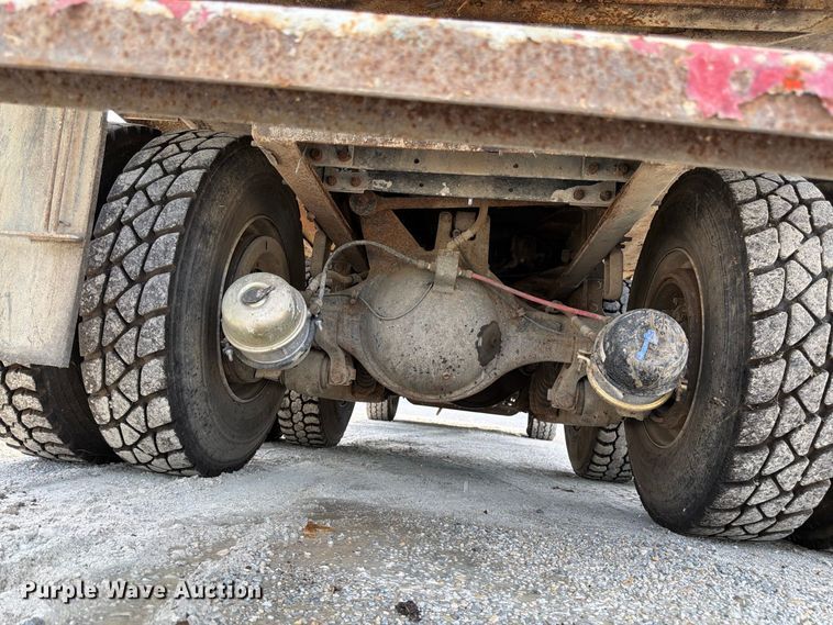 image for item FK3348 2009 Autocar Xpeditor refuse truck
