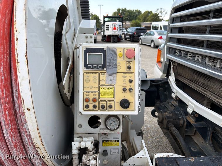 image for item FK3350 2009 Sterling L7500 sewer jetter truck