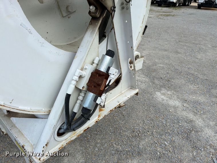 image for item FK3350 2009 Sterling L7500 sewer jetter truck
