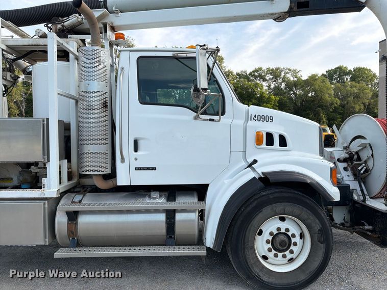 image for item FK3350 2009 Sterling L7500 sewer jetter truck