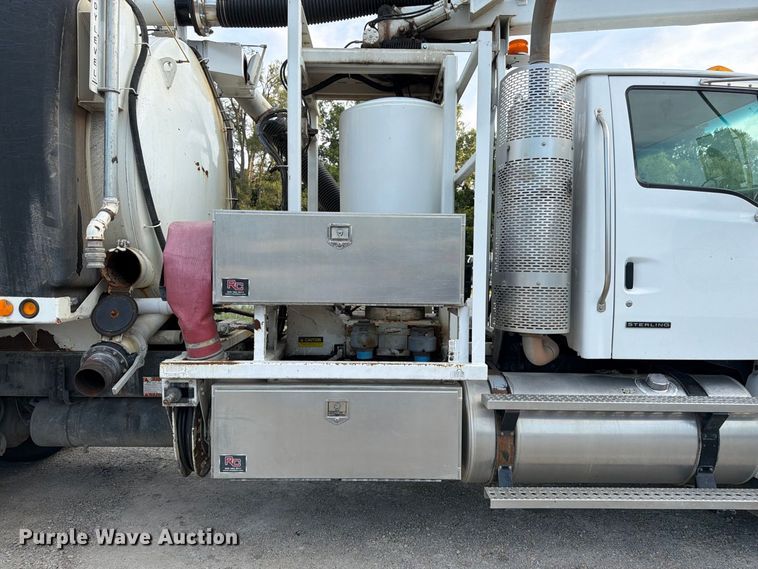 image for item FK3350 2009 Sterling L7500 sewer jetter truck