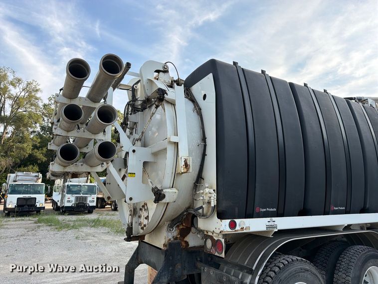 image for item FK3350 2009 Sterling L7500 sewer jetter truck