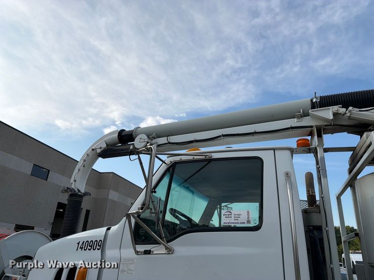 image for item FK3350 2009 Sterling L7500 sewer jetter truck