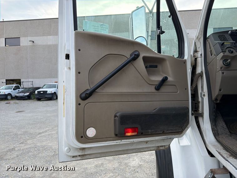 image for item FK3350 2009 Sterling L7500 sewer jetter truck
