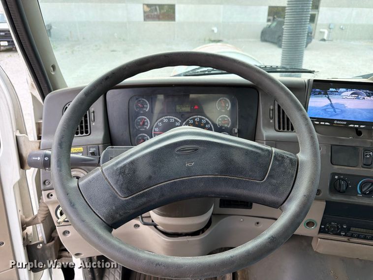 image for item FK3350 2009 Sterling L7500 sewer jetter truck