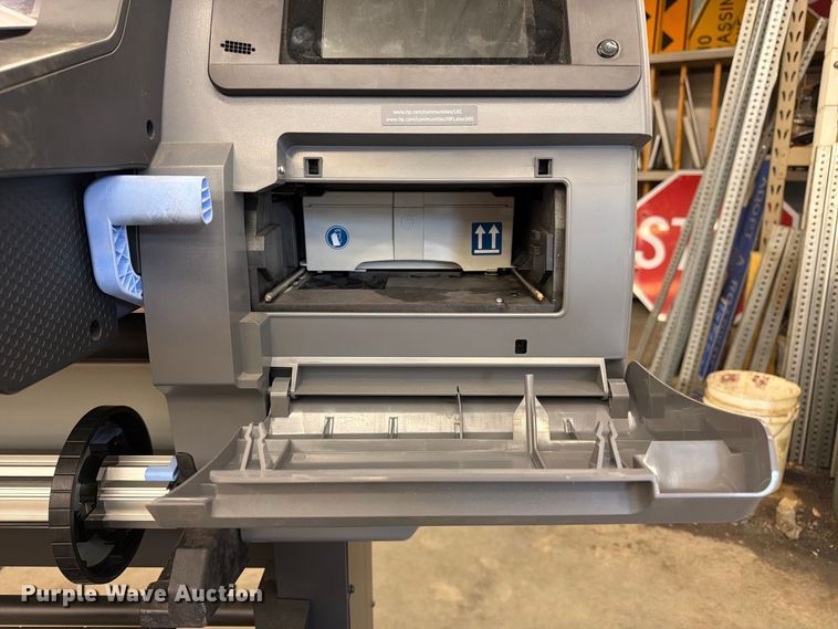 image for item FK3351 HP V8L39A large format printer