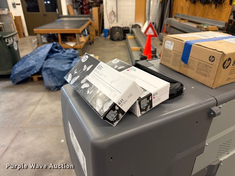 image for item FK3351 HP V8L39A large format printer