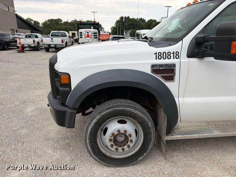 image for item FK3353 2008 Ford F550 utility / service truck