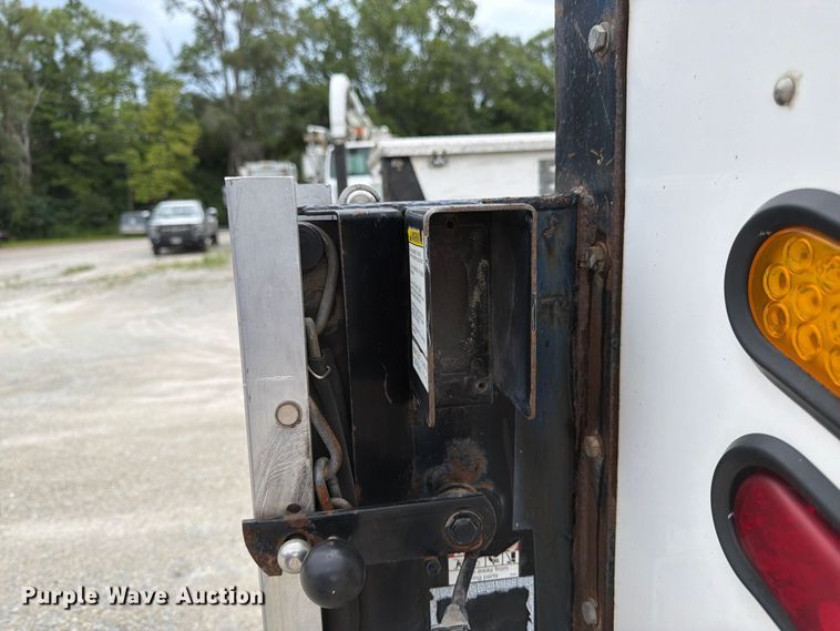 image for item FK3353 2008 Ford F550 utility / service truck