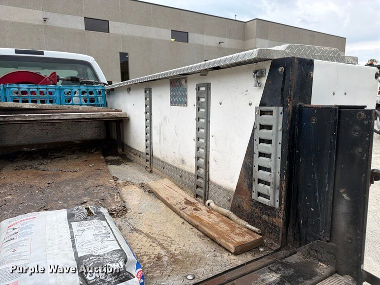 image for item FK3353 2008 Ford F550 utility / service truck