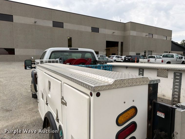 image for item FK3353 2008 Ford F550 utility / service truck