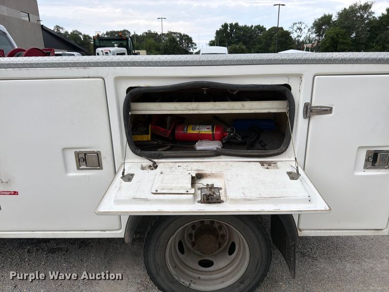 image for item FK3353 2008 Ford F550 utility / service truck