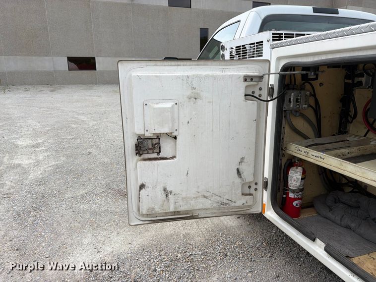 image for item FK3353 2008 Ford F550 utility / service truck