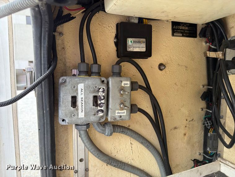 image for item FK3353 2008 Ford F550 utility / service truck