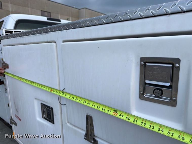 image for item FK3353 2008 Ford F550 utility / service truck