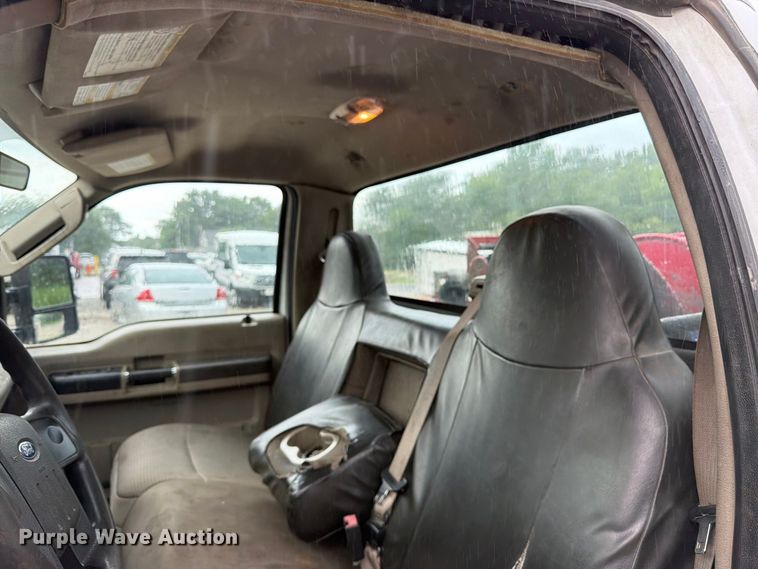 image for item FK3353 2008 Ford F550 utility / service truck