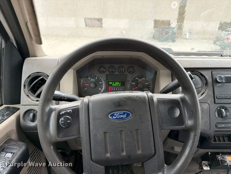 image for item FK3353 2008 Ford F550 utility / service truck