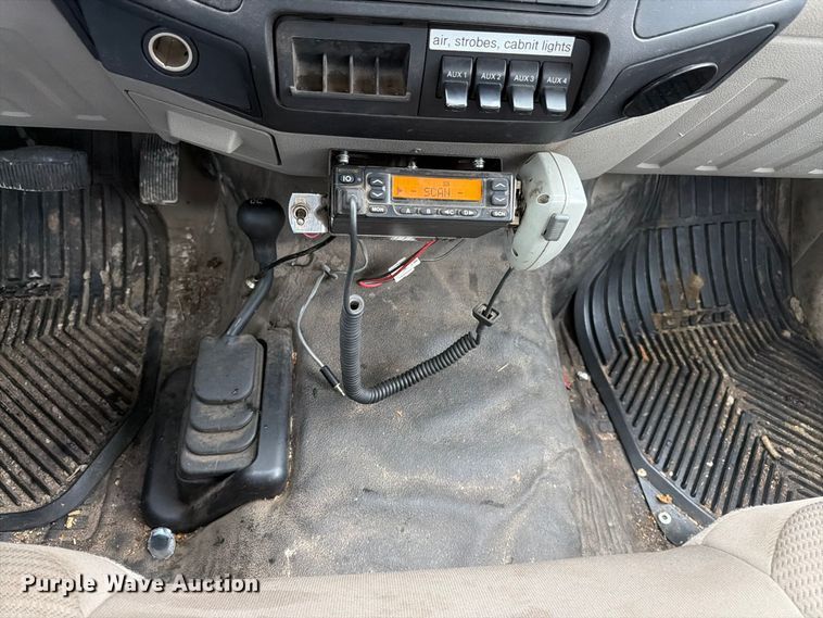 image for item FK3353 2008 Ford F550 utility / service truck