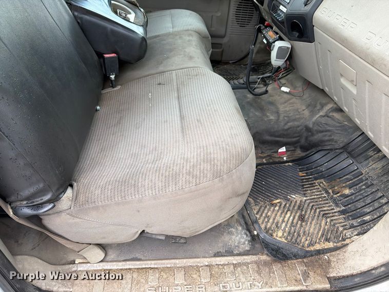 image for item FK3353 2008 Ford F550 utility / service truck