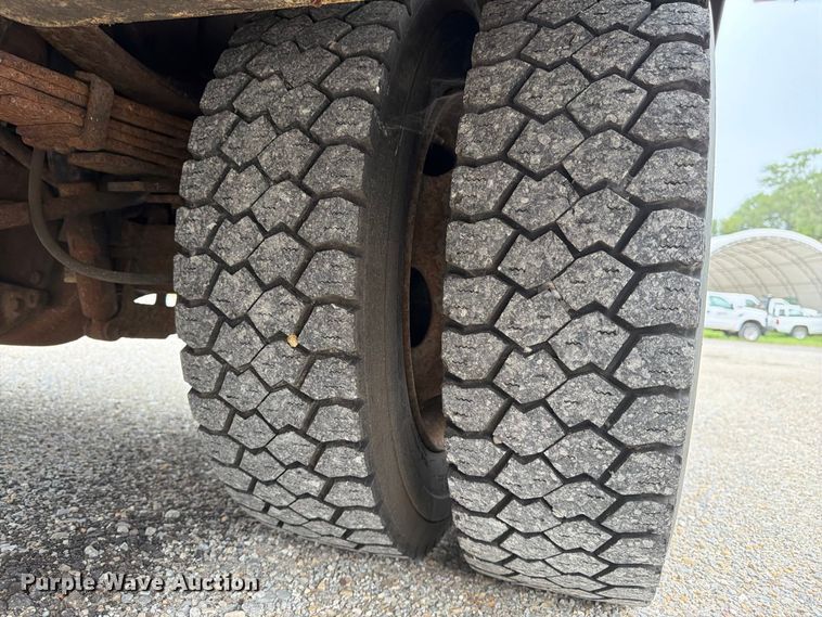 image for item FK3353 2008 Ford F550 utility / service truck