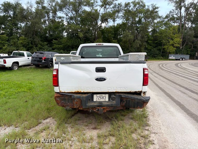 image for item FK3354 2010 Ford F250 Super Duty pickup truck
