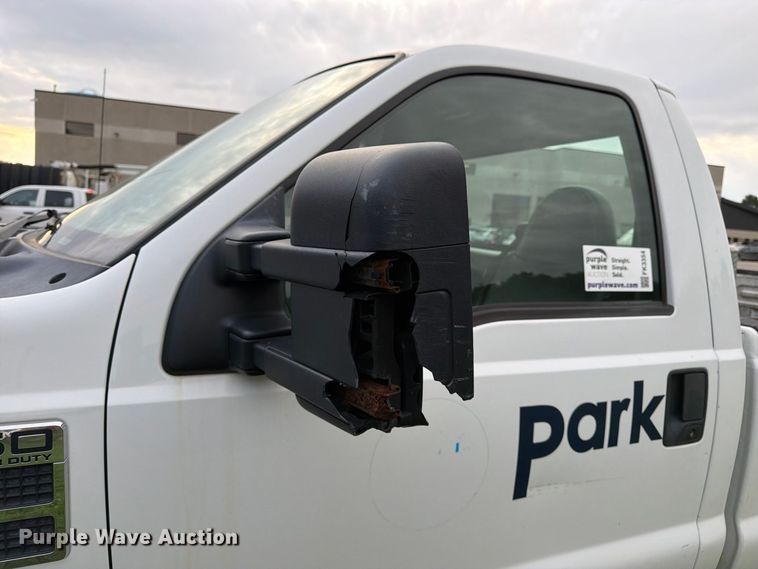 image for item FK3354 2010 Ford F250 Super Duty pickup truck