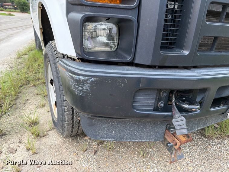 image for item FK3354 2010 Ford F250 Super Duty pickup truck