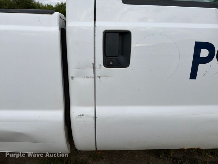 image for item FK3354 2010 Ford F250 Super Duty pickup truck