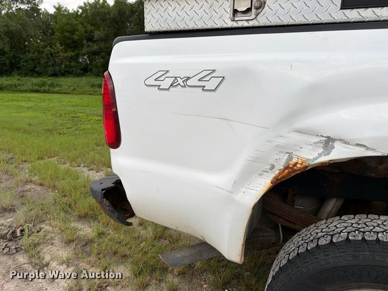 image for item FK3354 2010 Ford F250 Super Duty pickup truck