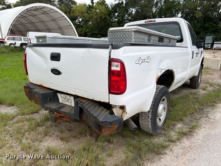image for item FK3354 2010 Ford F250 Super Duty pickup truck
