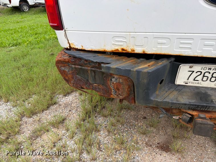 image for item FK3354 2010 Ford F250 Super Duty pickup truck