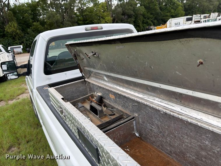 image for item FK3354 2010 Ford F250 Super Duty pickup truck