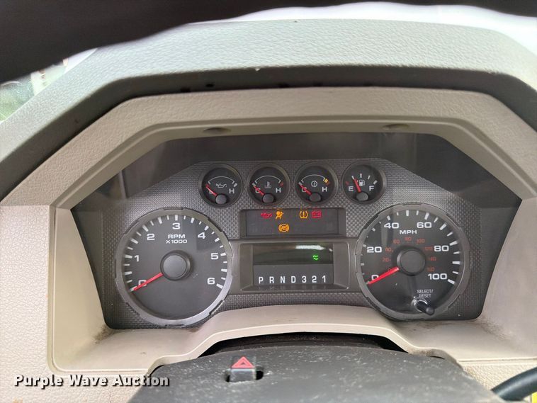 image for item FK3354 2010 Ford F250 Super Duty pickup truck