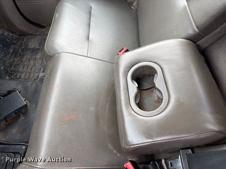 image for item FK3354 2010 Ford F250 Super Duty pickup truck
