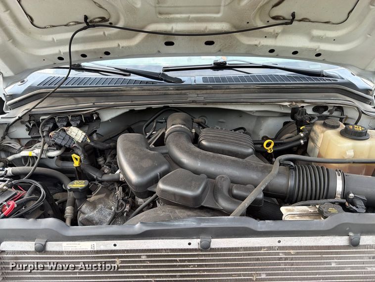 image for item FK3354 2010 Ford F250 Super Duty pickup truck