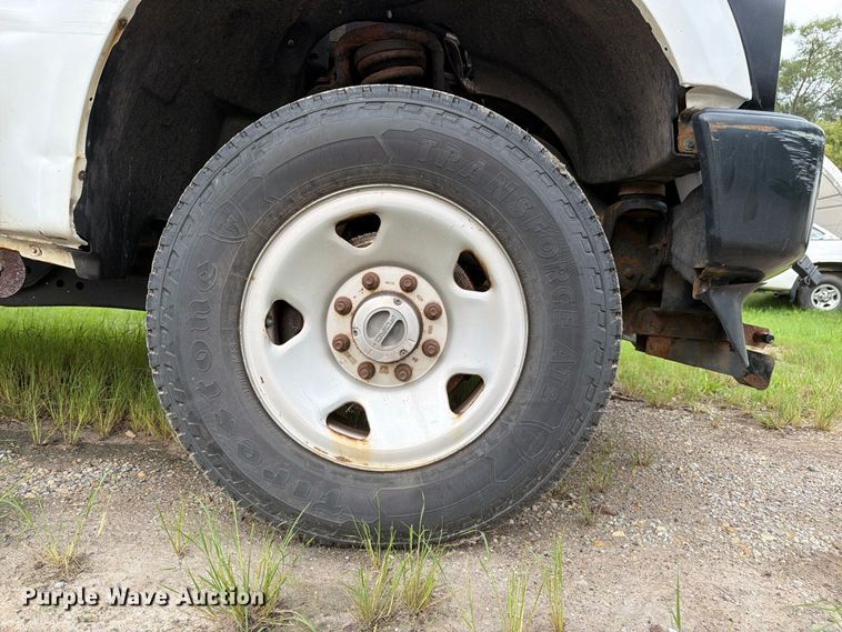 image for item FK3354 2010 Ford F250 Super Duty pickup truck