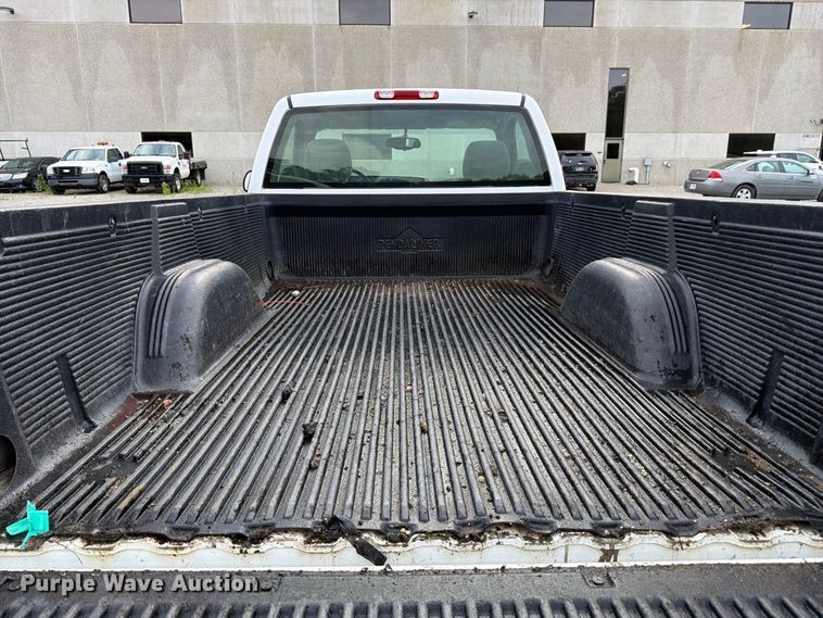 image for item FK3356 2004 Chevrolet Silverado 1500 pickup truck