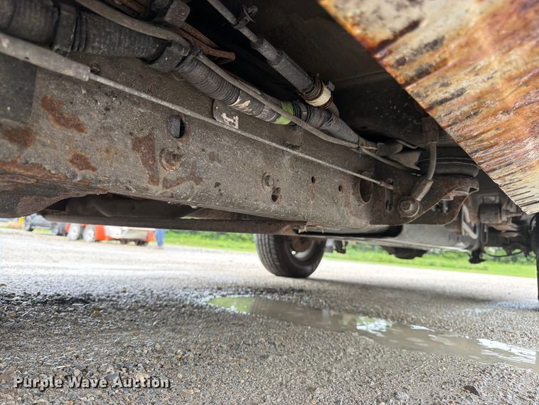 image for item FK3356 2004 Chevrolet Silverado 1500 pickup truck