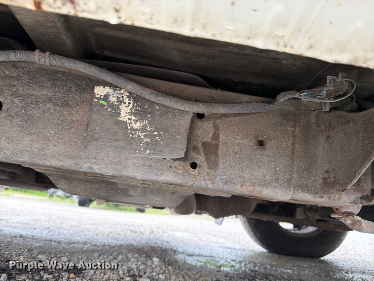image for item FK3356 2004 Chevrolet Silverado 1500 pickup truck