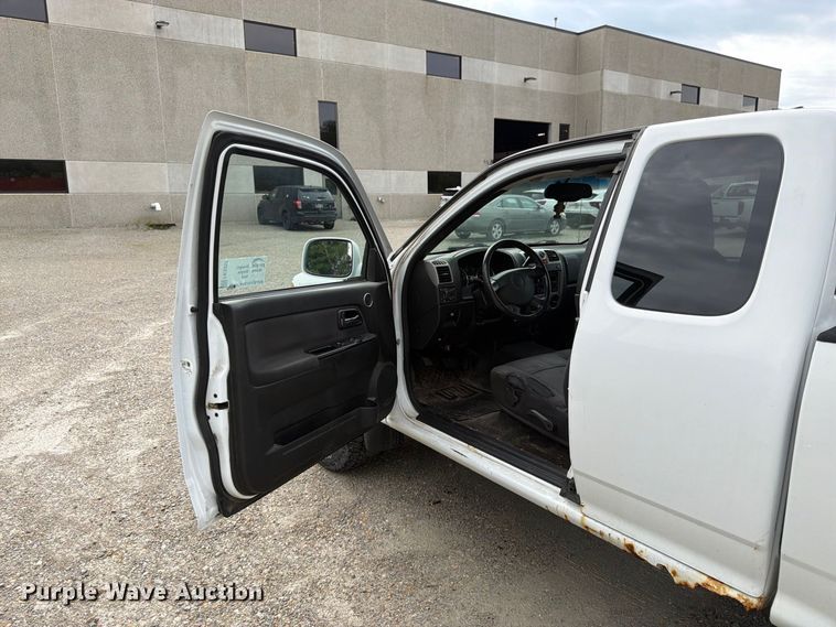 image for item FK3357 2011 Chevrolet Colorado Ext. Cab pickup truck