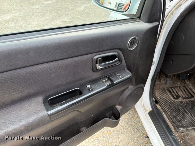 image for item FK3357 2011 Chevrolet Colorado Ext. Cab pickup truck