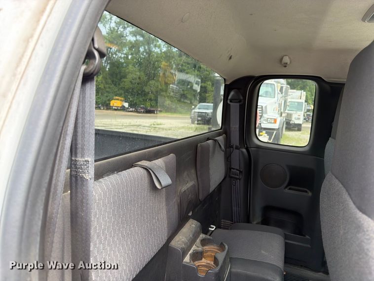 image for item FK3357 2011 Chevrolet Colorado Ext. Cab pickup truck