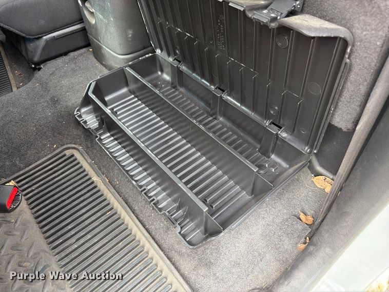 image for item FK3357 2011 Chevrolet Colorado Ext. Cab pickup truck