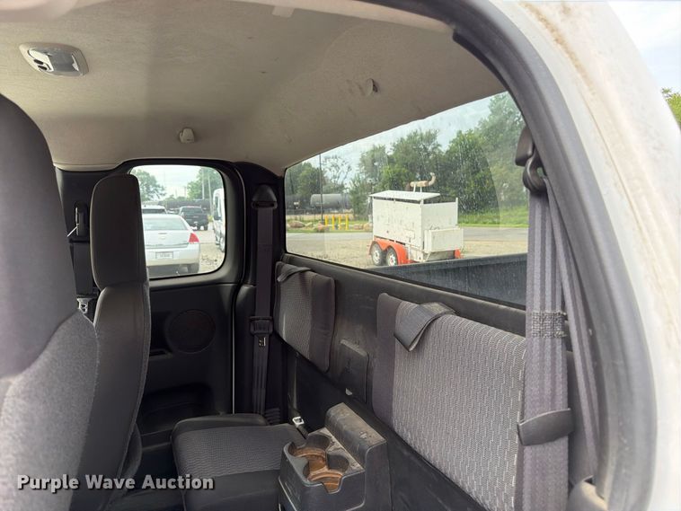 image for item FK3357 2011 Chevrolet Colorado Ext. Cab pickup truck