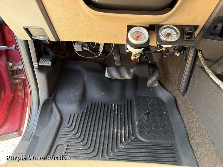 image for item FK3361 2013 Ford F250 Super Duty Crew Cab pickup truck
