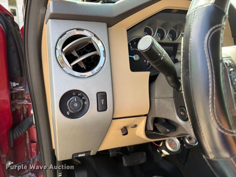 image for item FK3361 2013 Ford F250 Super Duty Crew Cab pickup truck